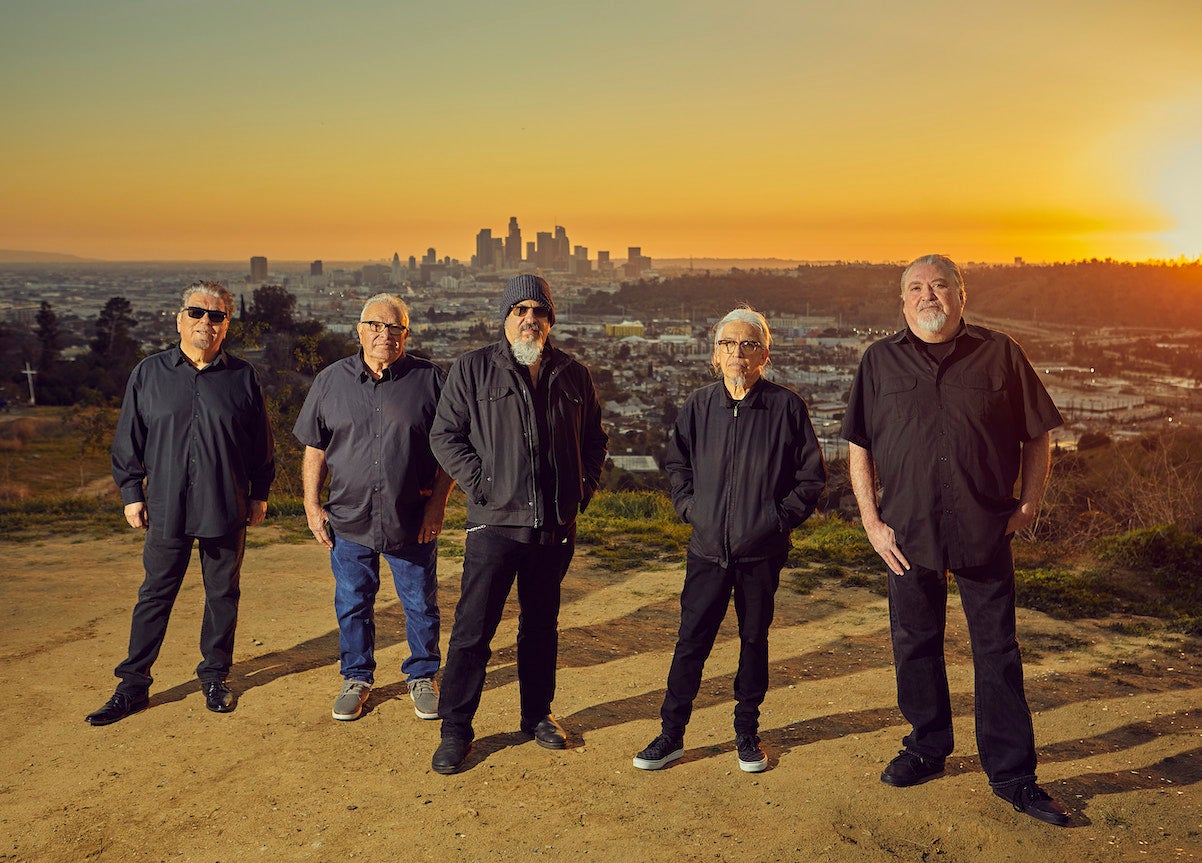 Current photo of Los Lobos 